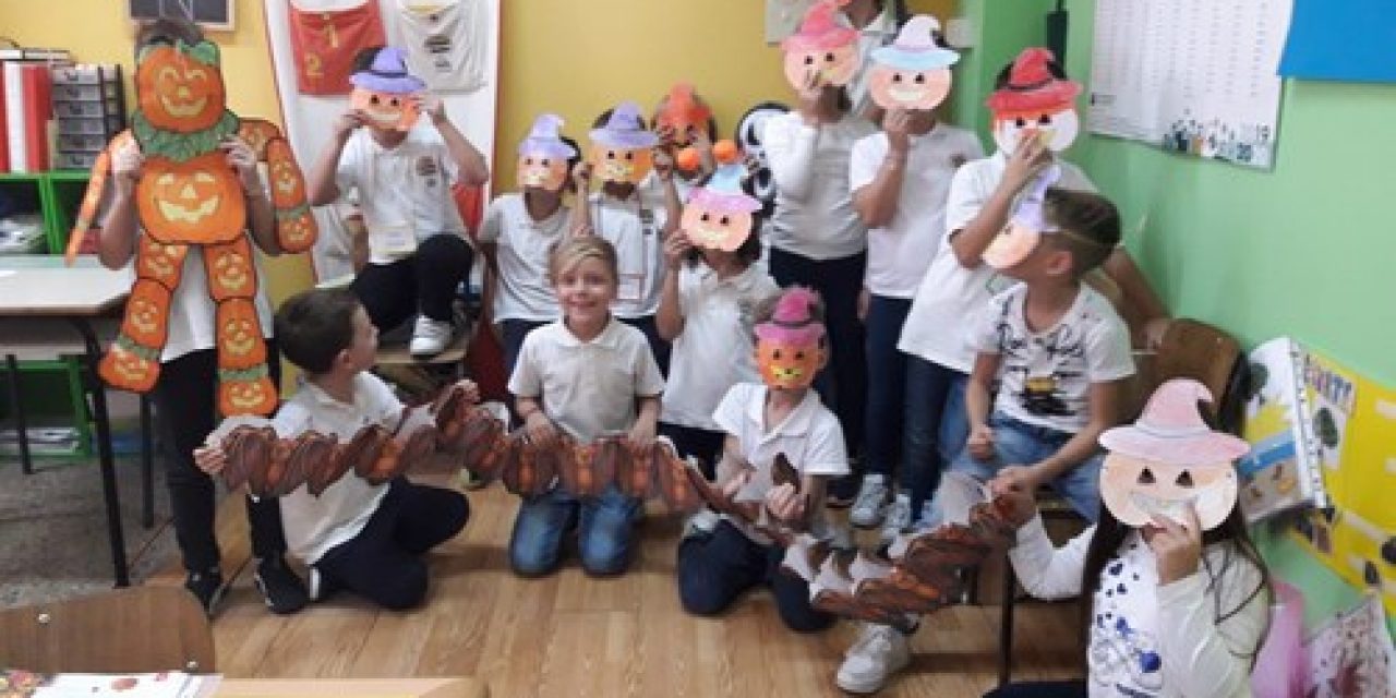 istituto 16° CIRCOLO Europa-Basile: Halloween